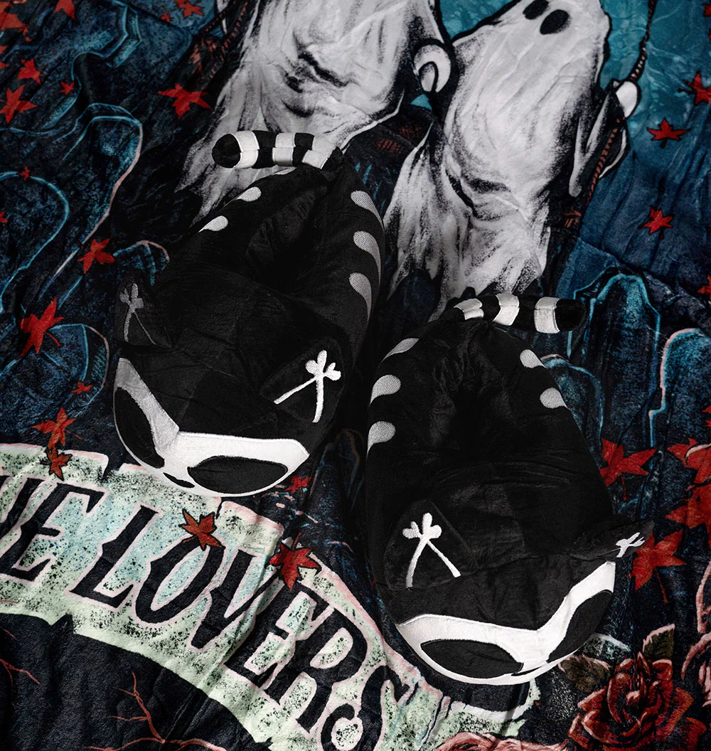 Skelekitty Slippers