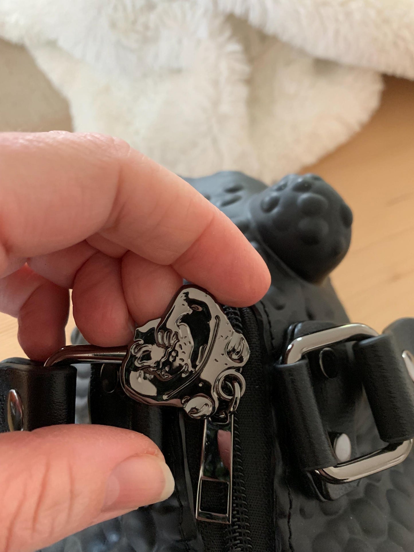 Black Toad Purse - Green Glow Eyes