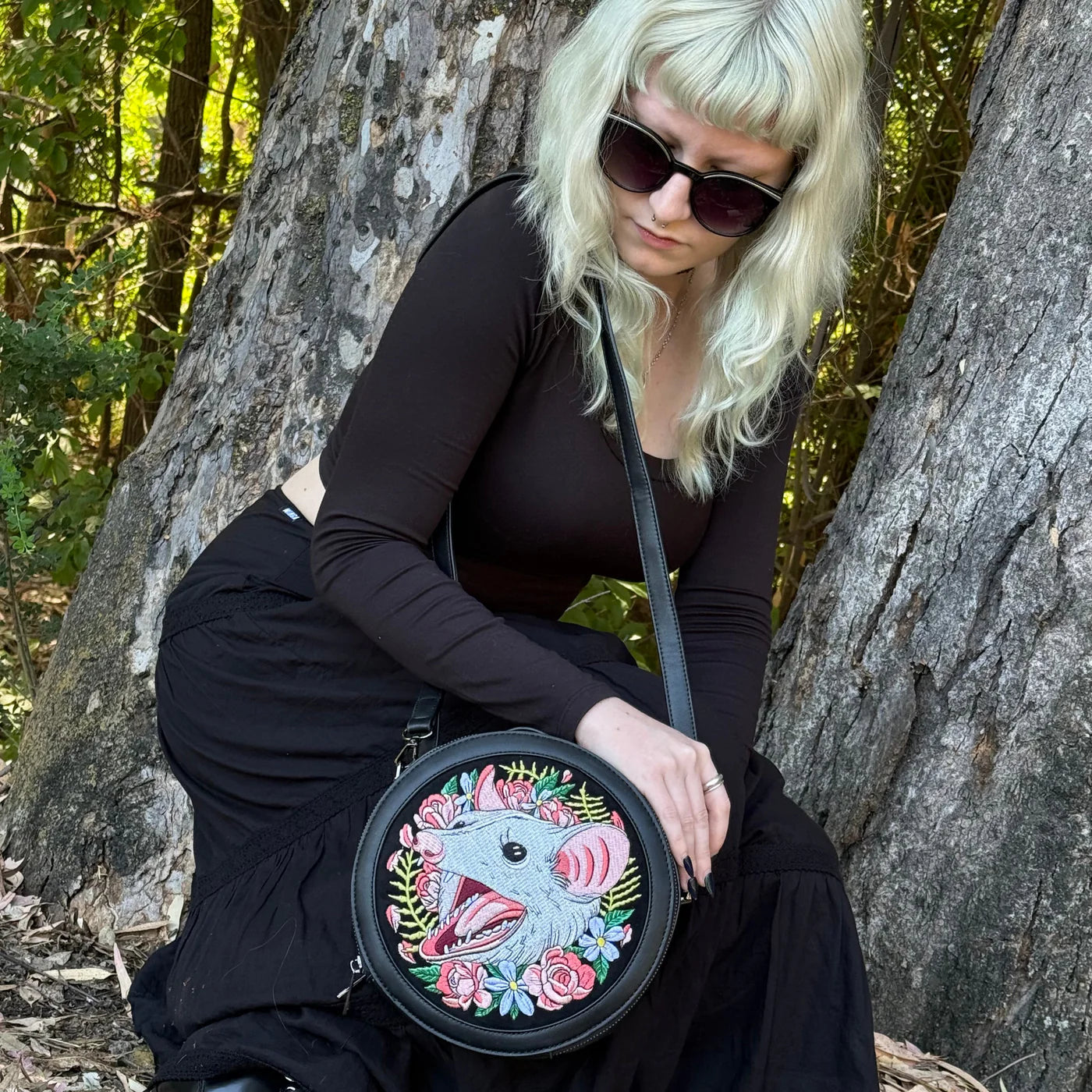 WINDY WILLOWS Opossum Black Bag