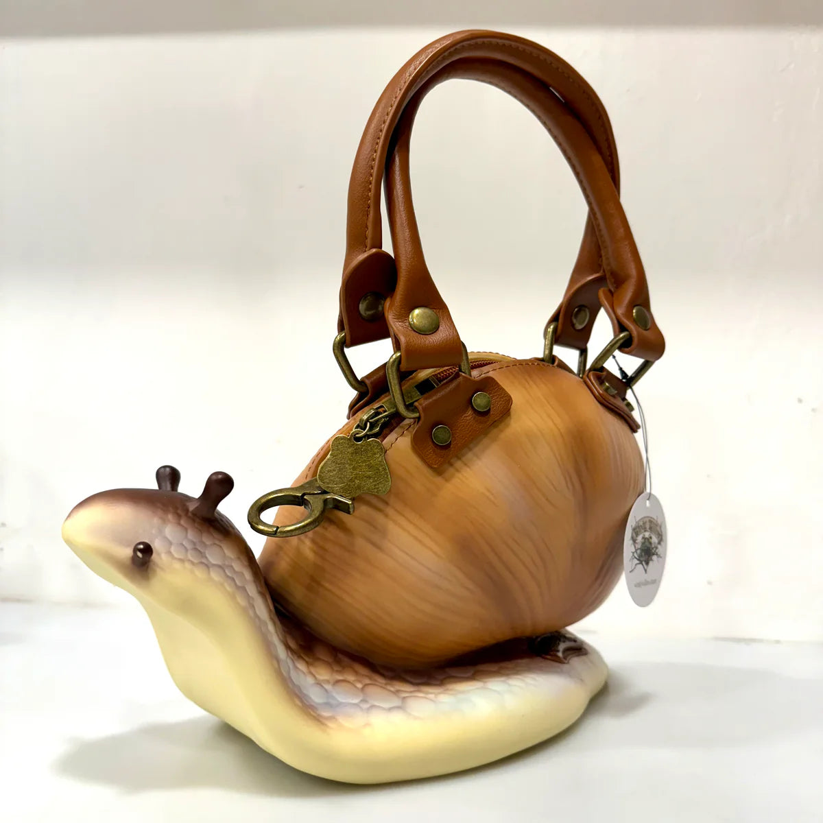 Windy Willows Snail Bag