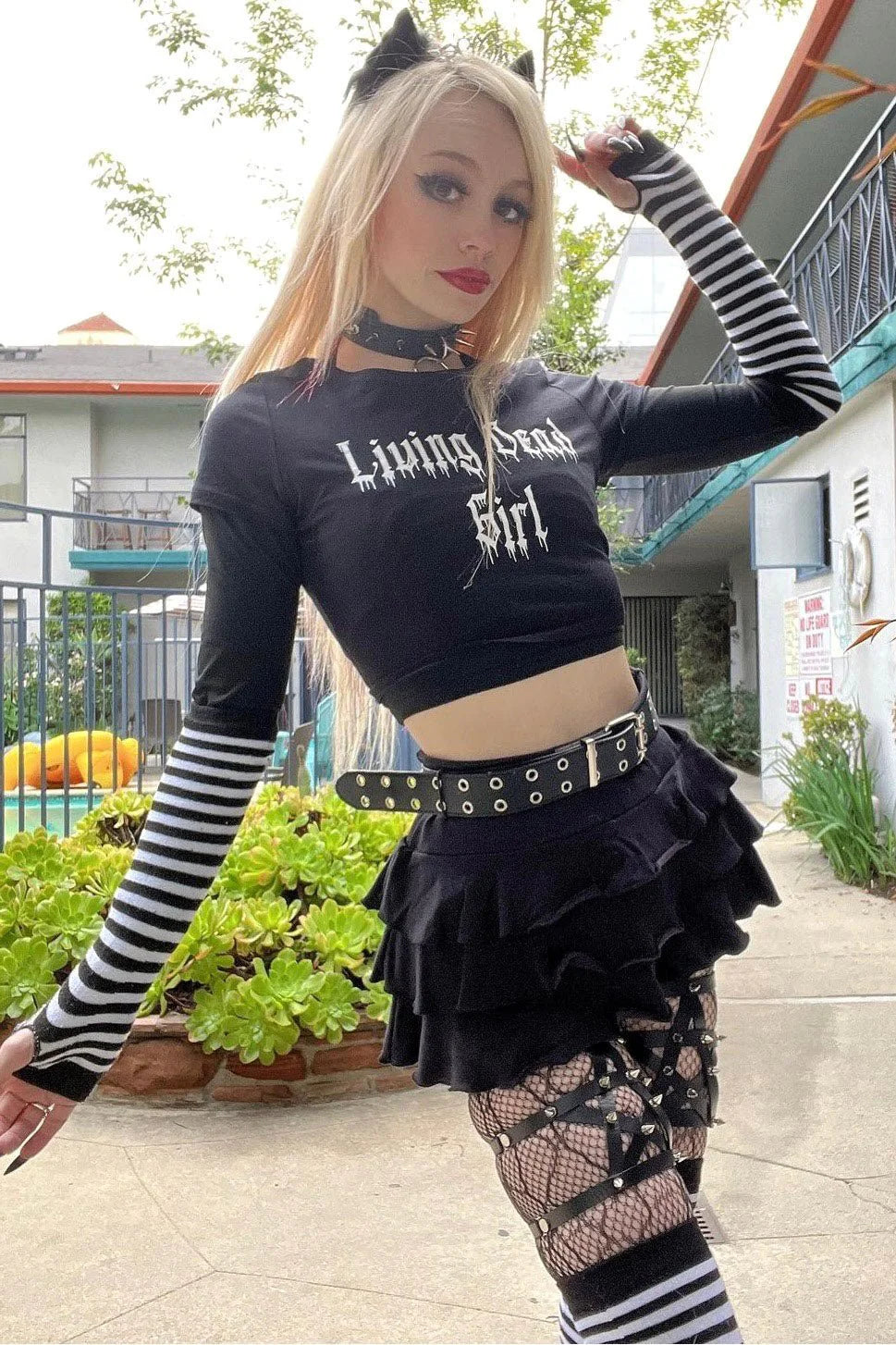 Emo Striped Arm Warmers Black/White