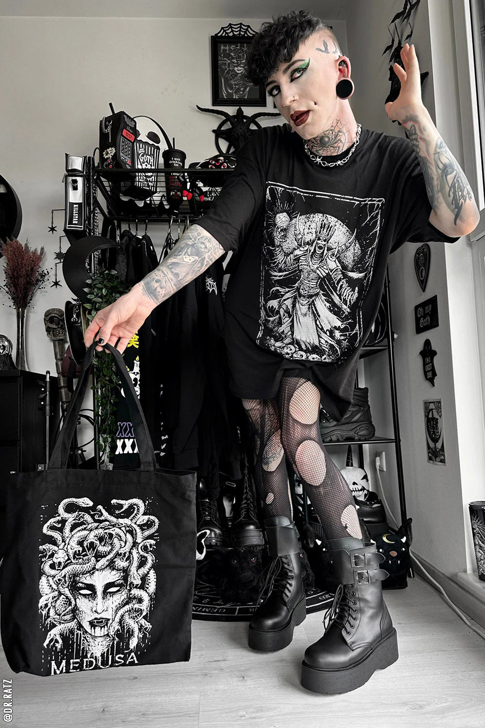 Vampire Zip Tote Bag