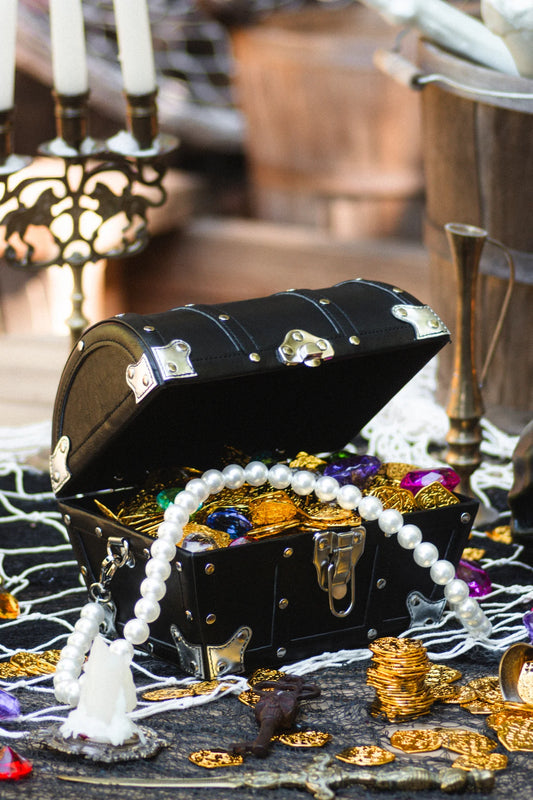 FOXBLOOD Treasure Chest Bag